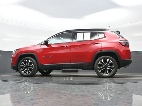 Used 2023 Jeep Compass Limited AWD/4WD image 26