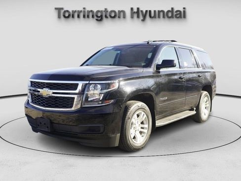Used 2018 Chevrolet Tahoe LT image 3