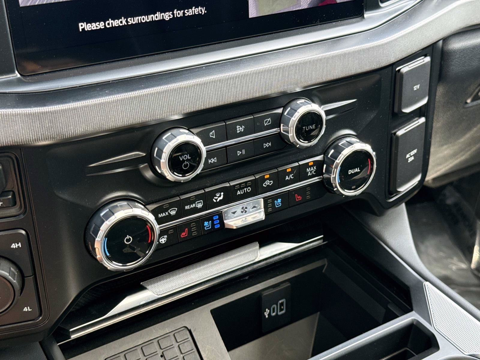 Used 2024 Ford F250 Platinum AWD/4WD image 30