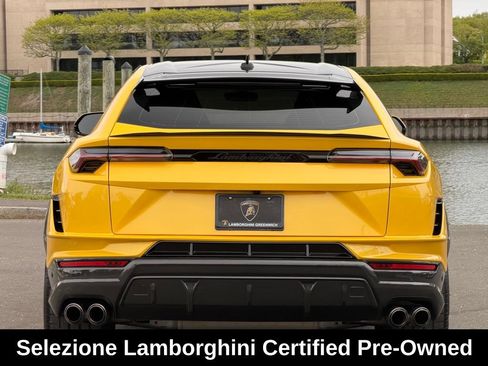 Used 2023 Lamborghini Urus Performante AWD/4WD image 4