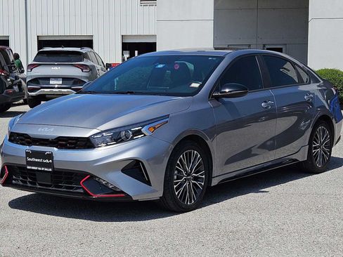 Used 2024 Kia Forte GT-Line w/ GT-Line Premium Package FWD image 10