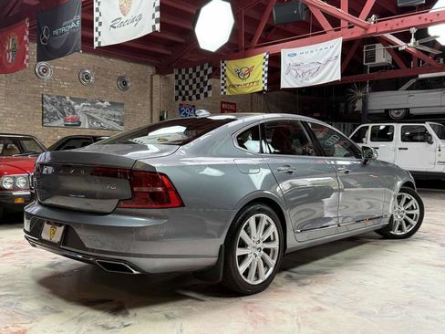Used 2017 Volvo S90 T6 Inscription w/ Vision Package AWD/4WD image 4