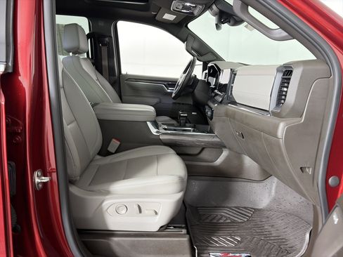 Used 2023 Chevrolet Silverado 1500 LTZ image 43