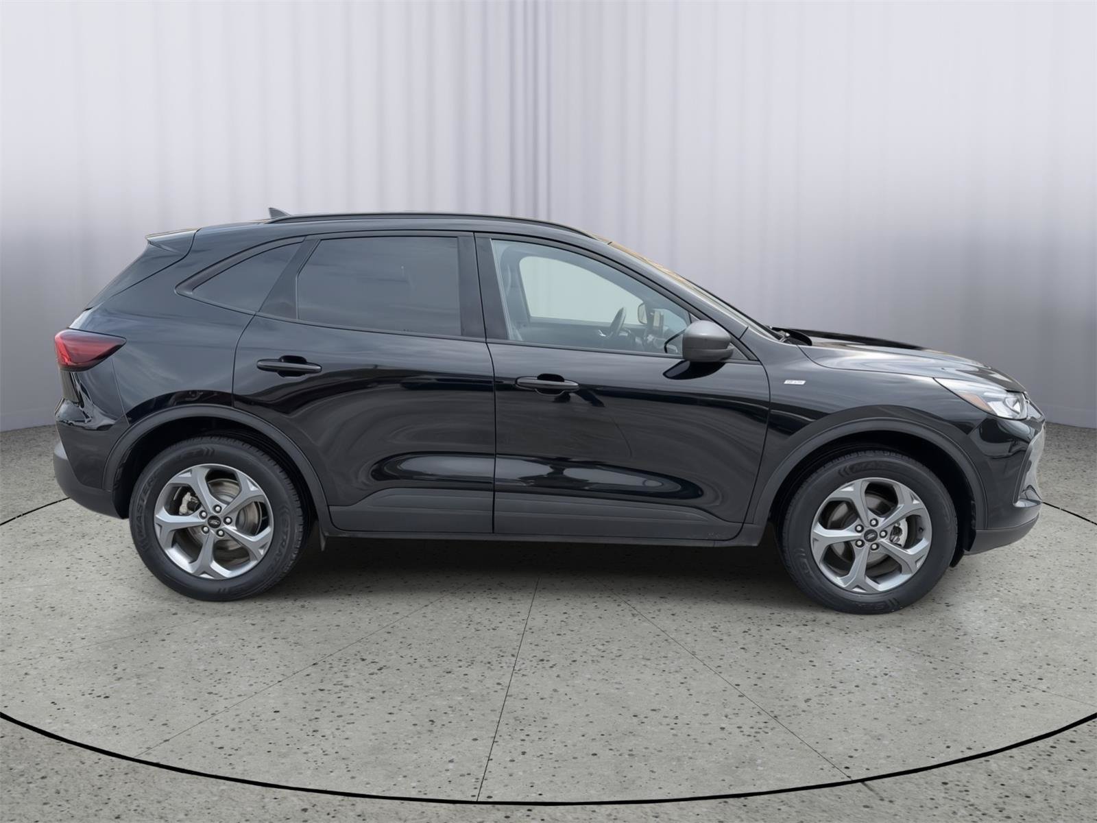 Used 2025 Ford Escape ST-Line AWD/4WD image 6