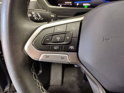 Used 2023 Volkswagen Tiguan SE AWD/4WD image 26