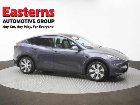 Used 2021 Tesla Model Y Long Range AWD/4WD image 38