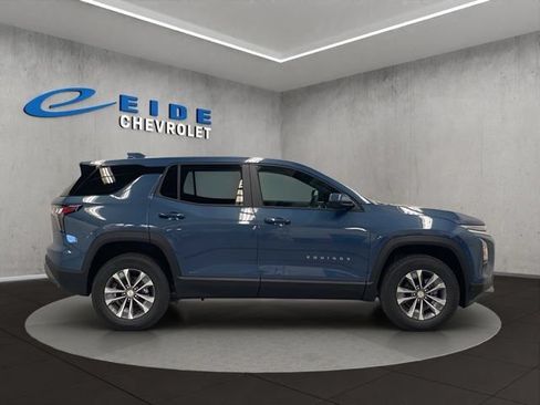 New 2026 Chevrolet Equinox LT w/ Convenience Package II AWD/4WD image 9