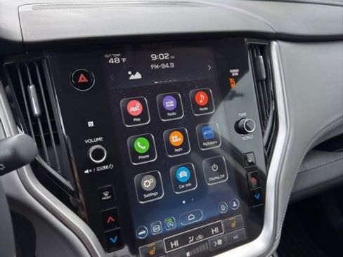 Used 2025 Subaru Outback Premium image 13