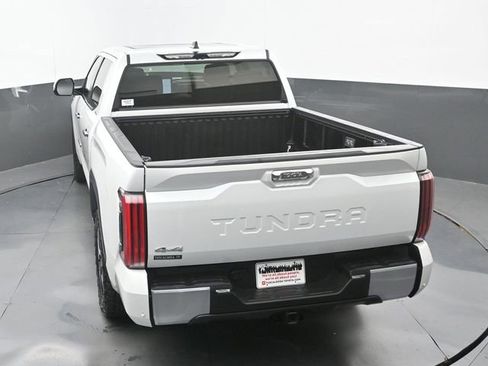 Used 2024 Toyota Tundra Limited AWD/4WD image 32