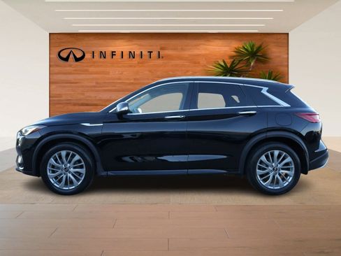 Certified 2023 INFINITI QX50 Luxe image 4