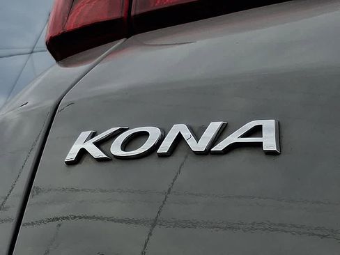 Used 2023 Hyundai Kona SEL w/ Cargo Package AWD/4WD image 30