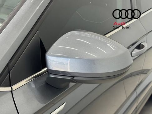 Used 2023 Volkswagen Taos SE FWD image 6