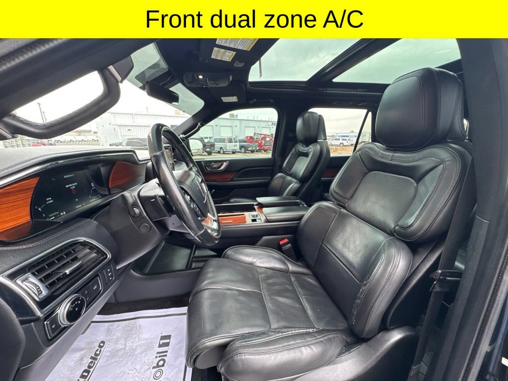 Used 2018 Lincoln Navigator Reserve AWD/4WD image 10