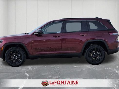 New 2026 Jeep Grand Cherokee Altitude AWD/4WD image 2