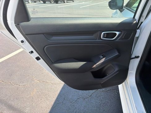 Used 2023 Honda Civic LX image 19