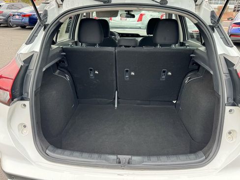 Used 2024 Nissan Kicks S image 17