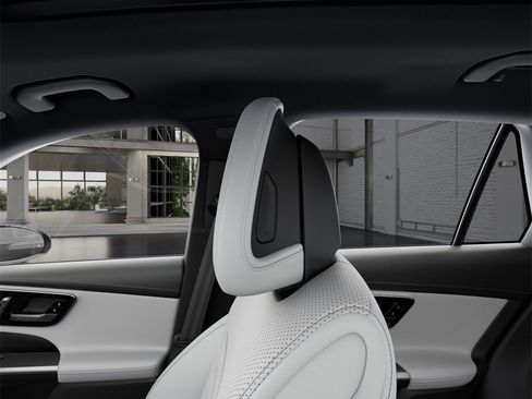 New 2026 Mercedes-Benz GLC 300 image 45