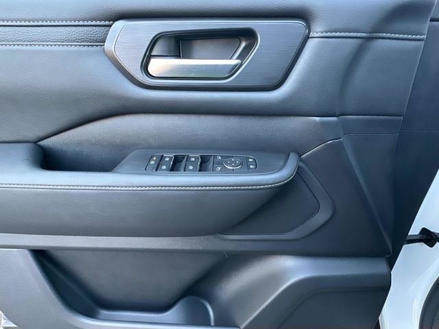 New 2026 Nissan Armada SV AWD/4WD image 19