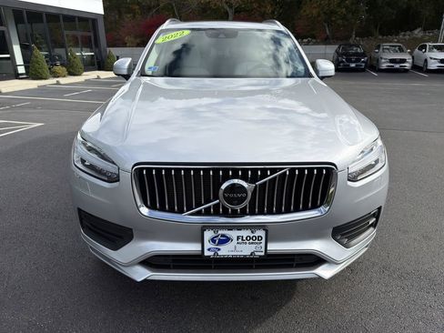 Used 2022 Volvo XC90 T6 Momentum w/ Advanced Package image 2