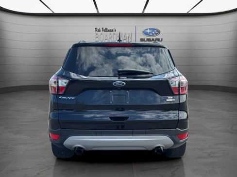 Used 2018 Ford Escape SE w/ SE Sync 3 Package AWD/4WD image 6