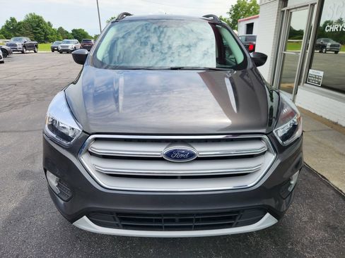 Used 2018 Ford Escape SE w/ SE Sync 3 Package AWD/4WD image 9