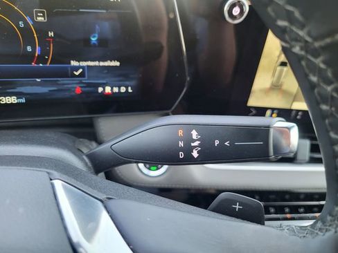 Used 2025 Chevrolet Equinox LT w/ Convenience Package II image 21