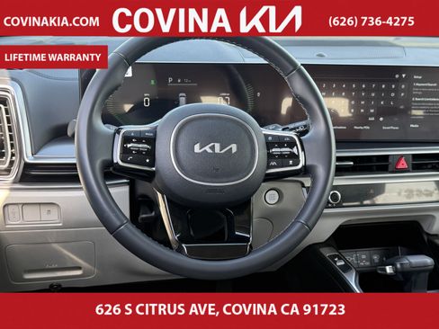 Certified 2024 Kia Sorento S w/ Panoramic Sunroof Package image 24