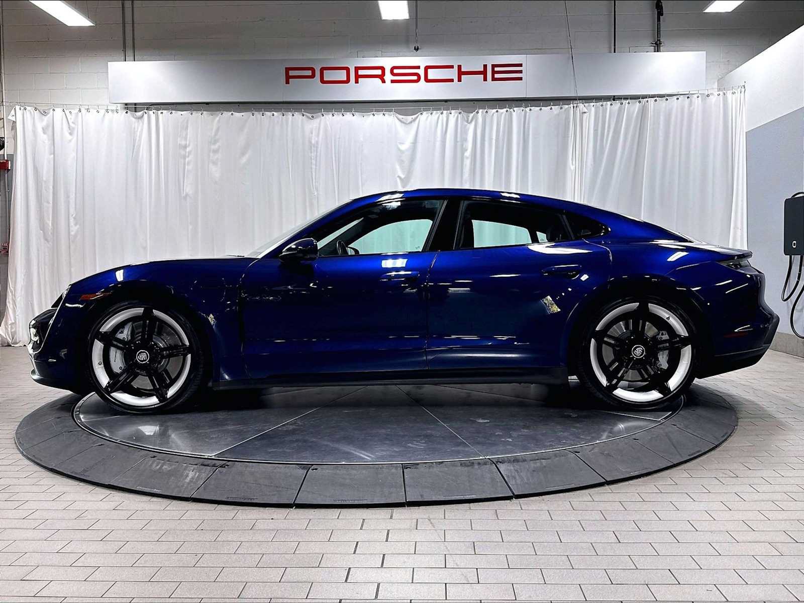 Used 2024 Porsche Taycan 4S AWD/4WD image 2