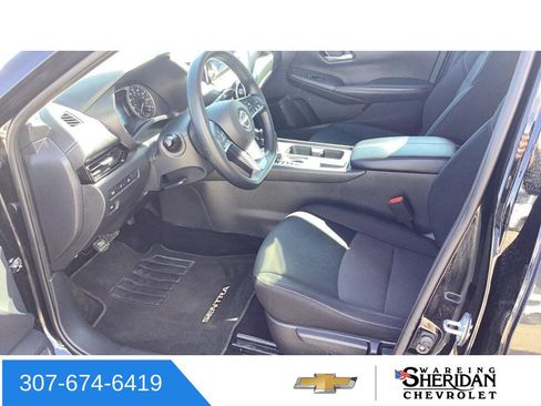 Used 2024 Nissan Sentra SV FWD image 8