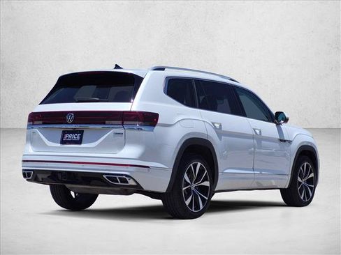 Used 2024 Volkswagen Atlas SEL Premium R-Line AWD/4WD image 5