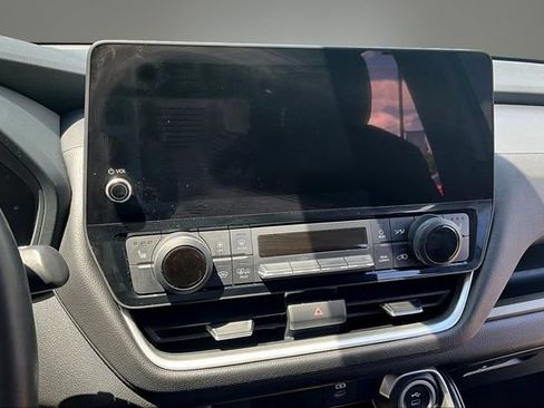 Used 2024 Toyota Grand Highlander AWD Hybrid image 9
