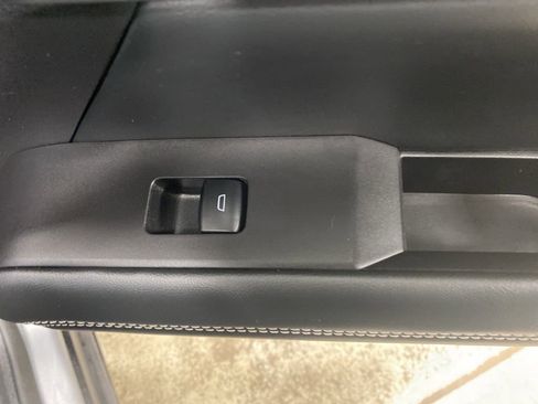 Used 2025 GMC Terrain Elevation image 13