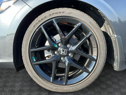 Used 2024 Honda Civic Sport image 14