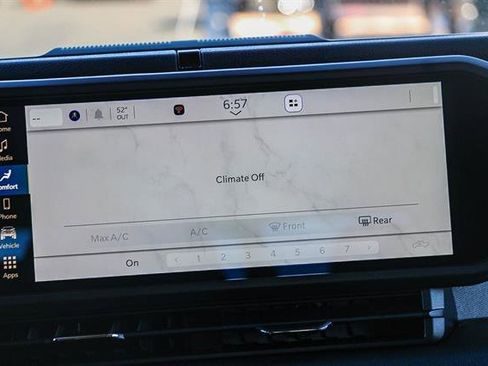 New 2025 Jeep Gladiator Sport image 13