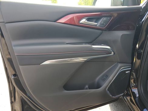 New 2026 Chevrolet Traverse RS w/ LPO, Floor Liner Package AWD/4WD image 14