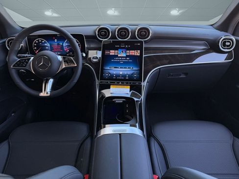 New 2026 Mercedes-Benz GLC 300 image 11