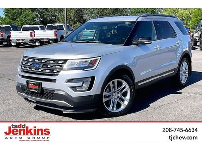 Used 2017 Ford Explorer XLT w/ Equipment Group 202A