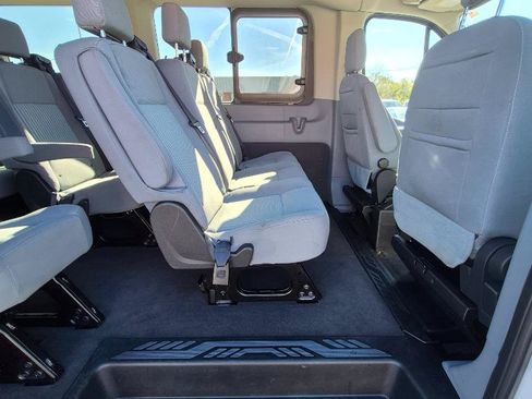 Used 2018 Ford Transit 350 XLT RWD image 17