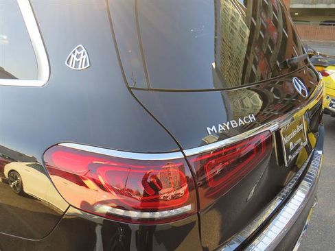Certified 2022 Mercedes-Benz Maybach GLS 600 4MATIC image 24