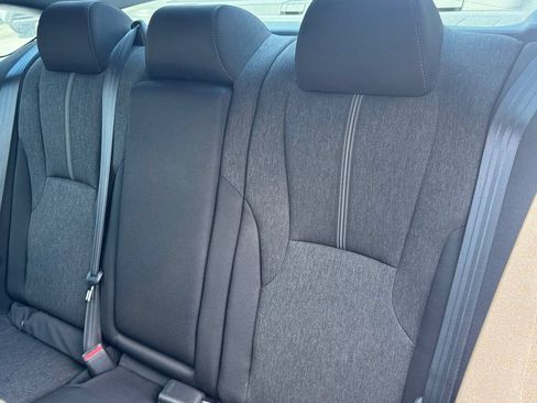 Used 2025 Honda Accord Sport image 30