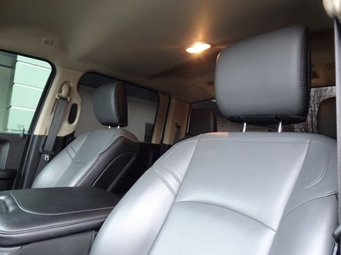 Used 2020 RAM 3500 Tradesman w/ Chrome Appearance Group image 14