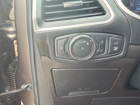 Used 2019 Ford Edge SEL w/ Equipment Group 201A AWD/4WD image 94