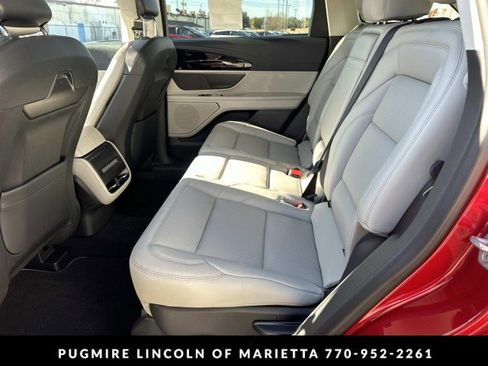New 2026 Lincoln Nautilus Premier image 22