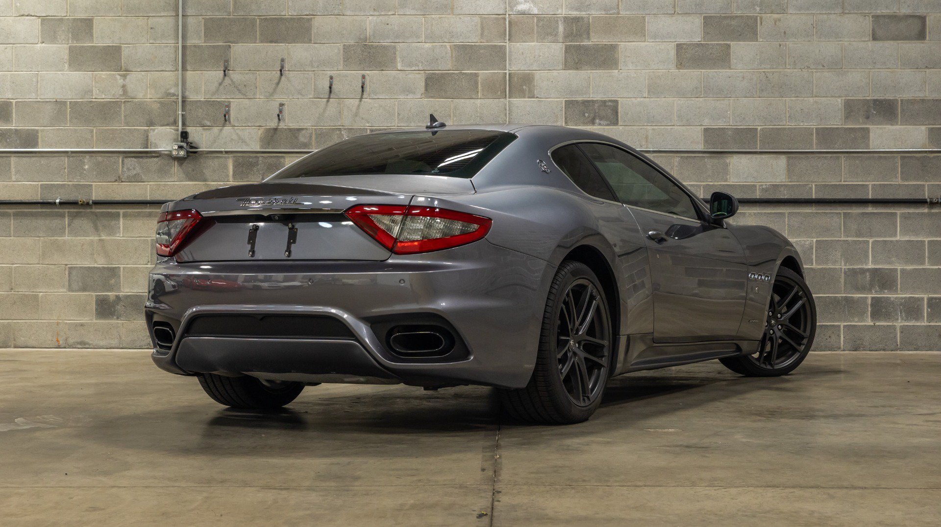 Used 2018 Maserati GranTurismo Sport RWD image 7
