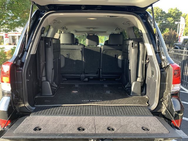 Used 2016 Toyota Land Cruiser AWD/4WD image 38
