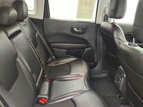 Used 2020 Jeep Compass Latitude w/ Popular Equipment Group AWD/4WD image 23