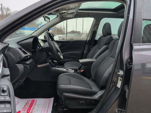 Used 2023 Subaru Forester Premium image 9