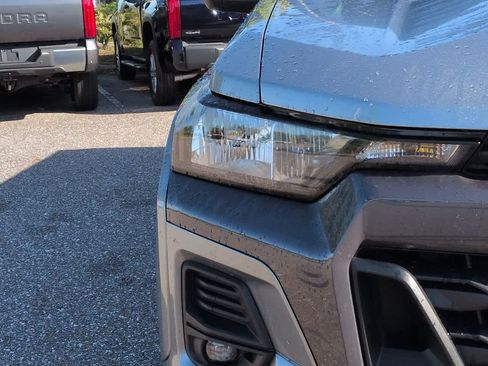 Used 2024 Chevrolet Colorado LT w/ LT Convenience Package RWD image 10