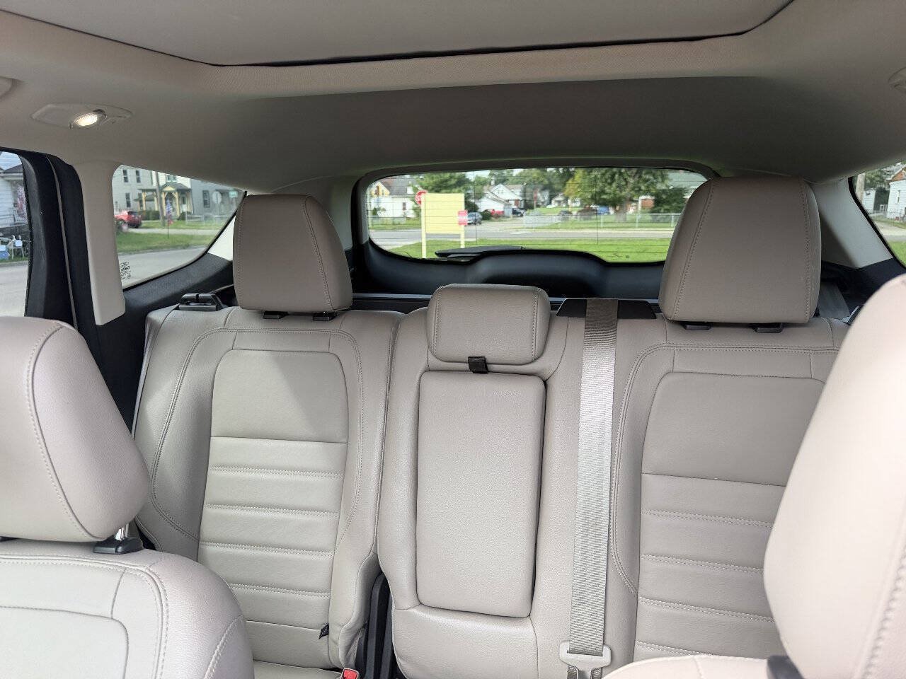 Used 2018 Ford Escape Titanium w/ Ford Safe & Smart Package AWD/4WD image 22