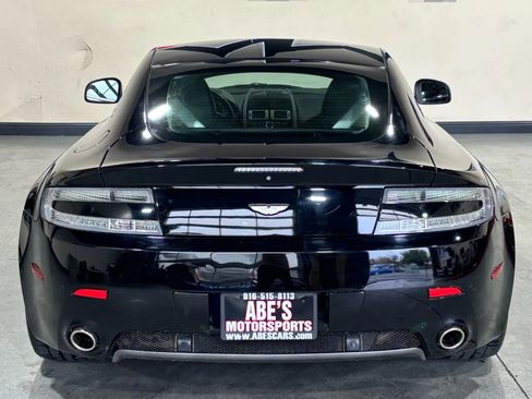 Used 2010 Aston Martin V8 Vantage Coupe image 8